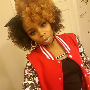 Meet your Posher, Whitney